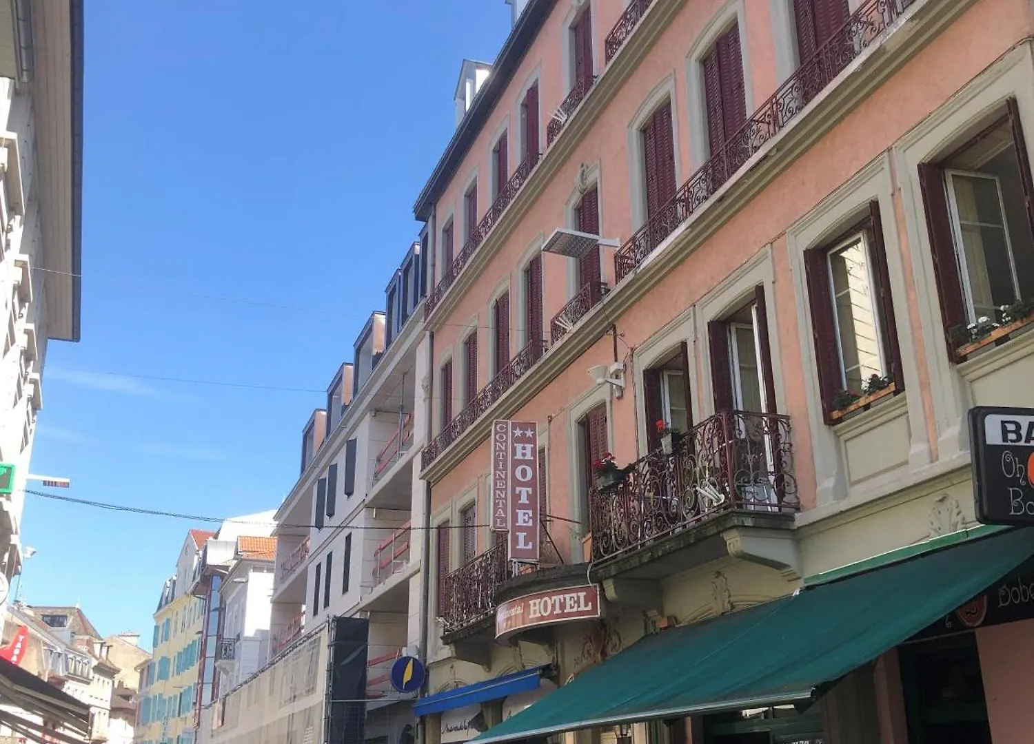 Hotel Continental Evian-les-Bains 2*,